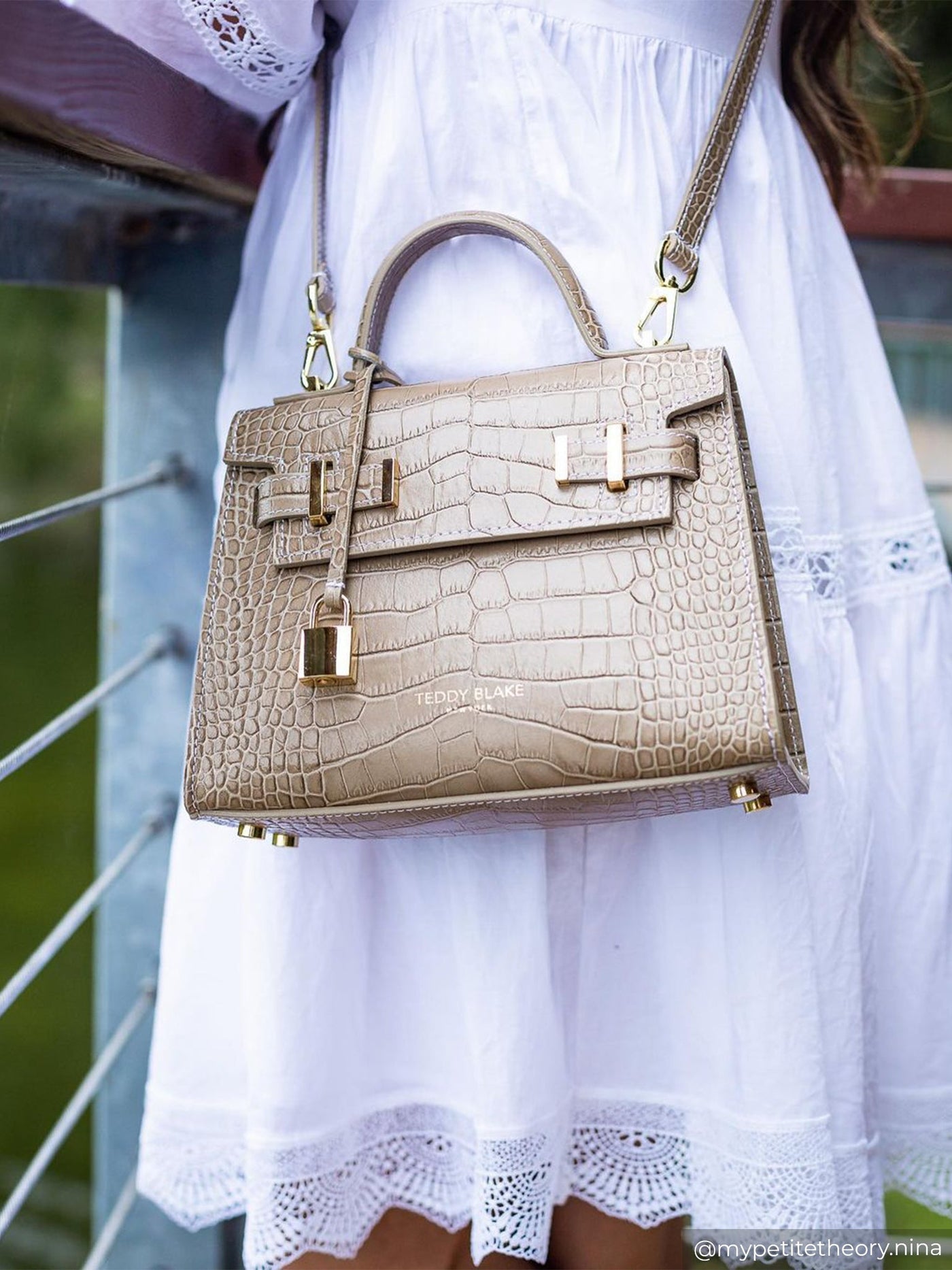 Handbag Designer By Teddy Blake Size: Large